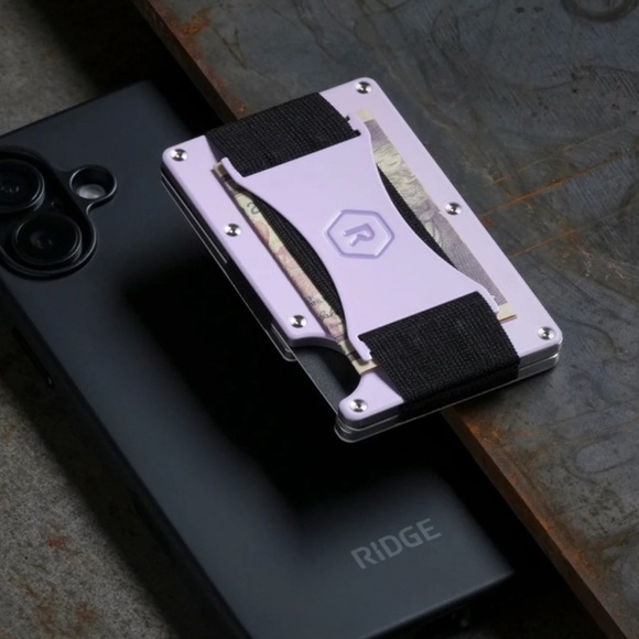 Ridge MagSafe Wallet - Lavender Aluminum Card Holder NIB - Picture 10 of 12